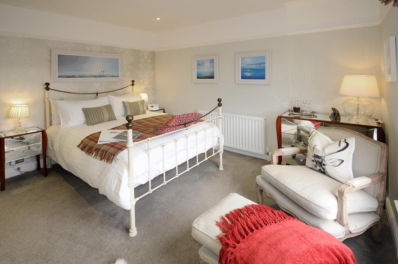 Bed & Breakfast Corner House *